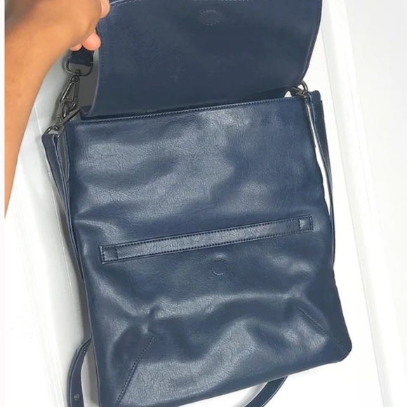 Matt & Nat Blue Purse - Picture 6 of 9